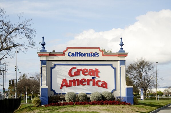 Señal de California's Great America, parque de atracciones.