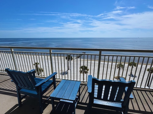 South Beach Biloxi Hotel & Suites