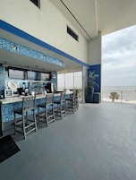 Bar (en el alojamiento)