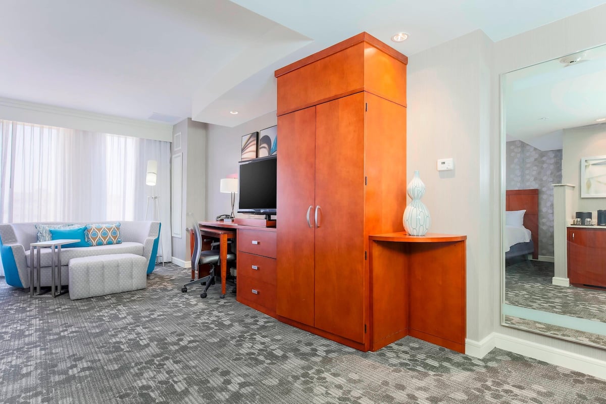 Télévision de 42 pouces avec chaînes par câble