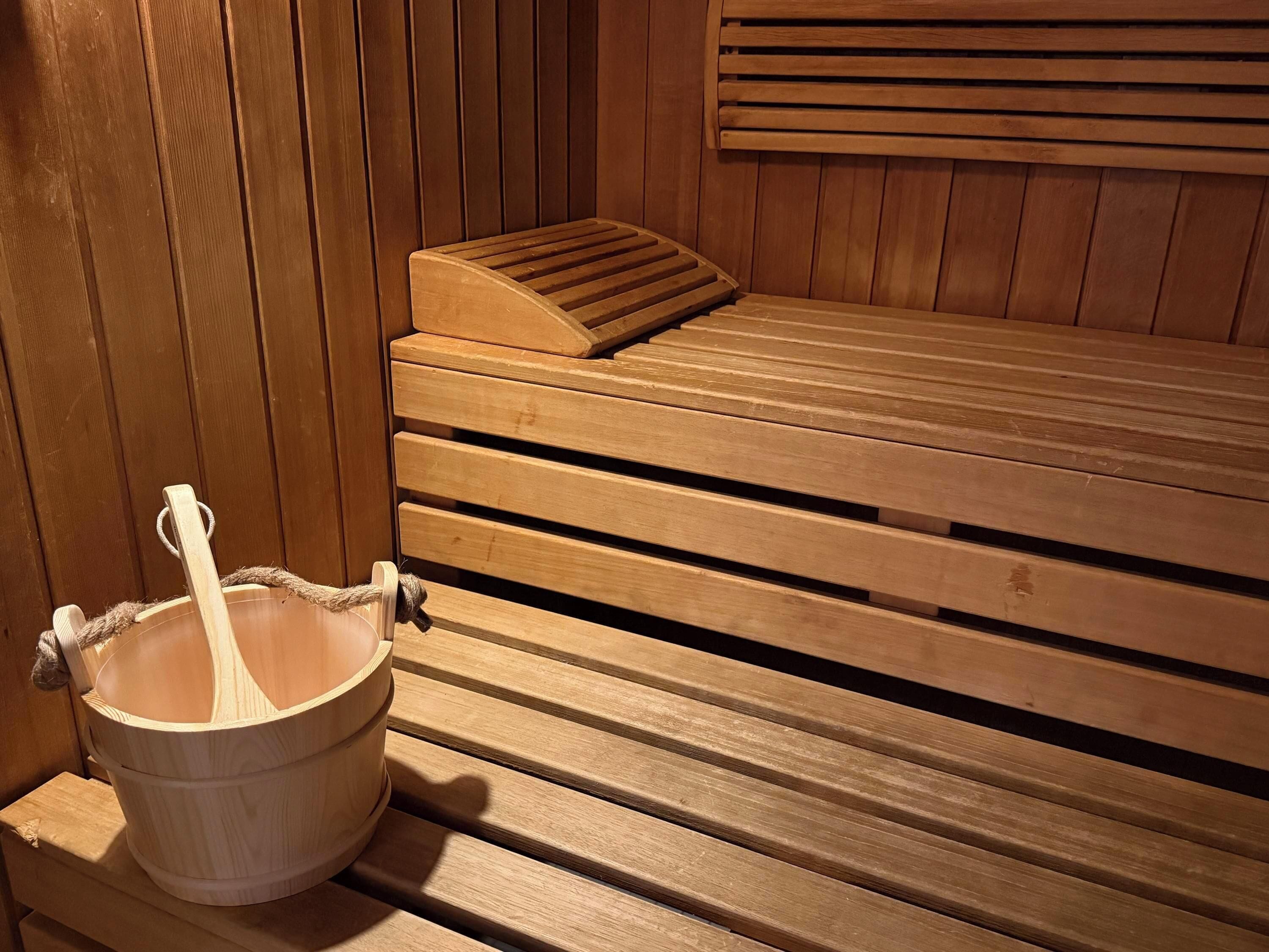 Phòng xông hơi sauna