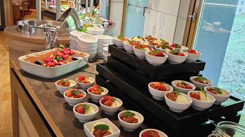 Tägliches inbegriffenes Frühstücksbuffet