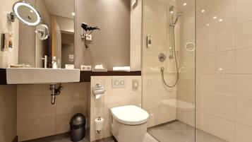 Superior Zimmer im Gästehaus | Badezimmer | Dusche, Haartrockner, Handtücher, Seife
