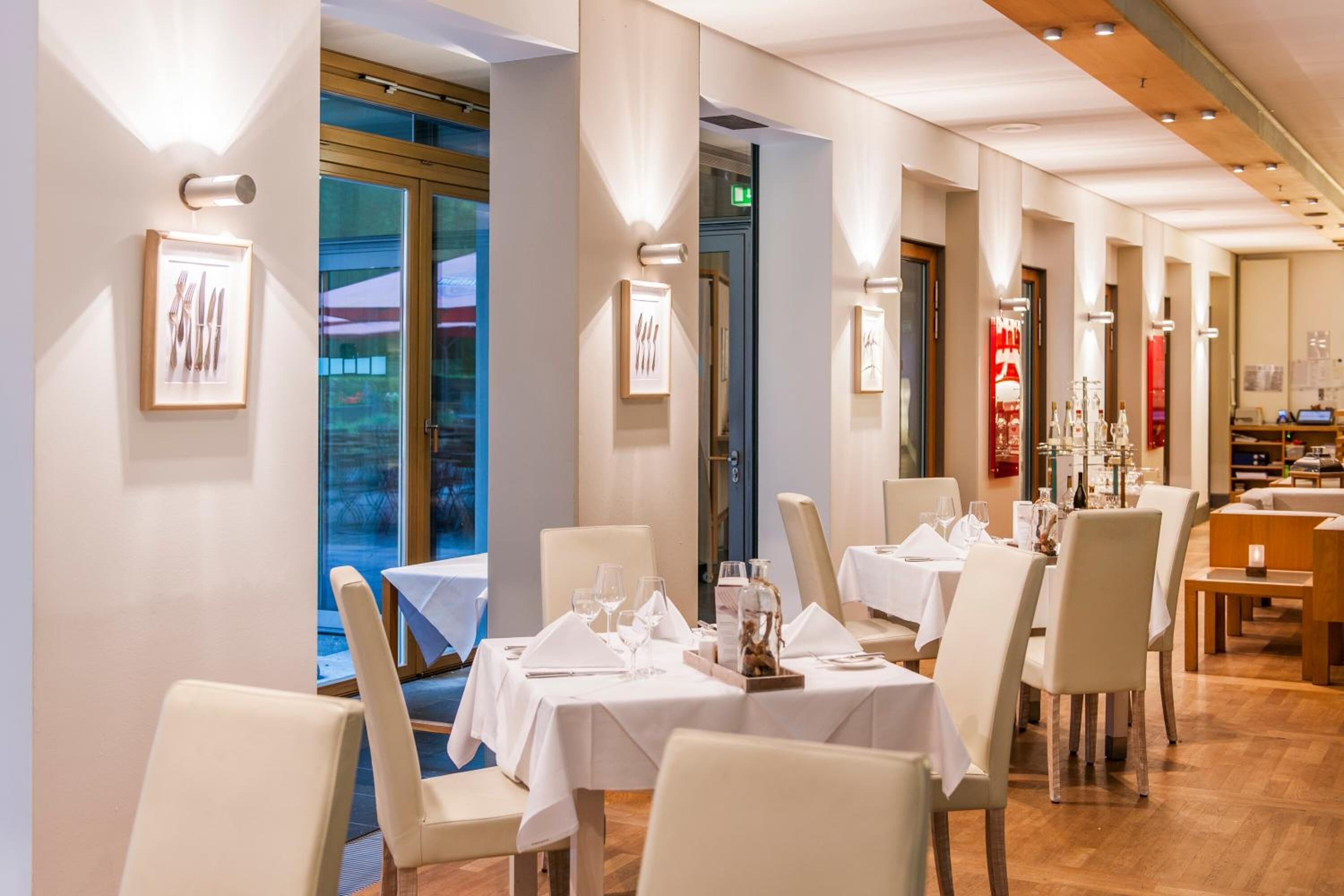 Frühstück, Mittagessen, Abendessen, regionale Küche 