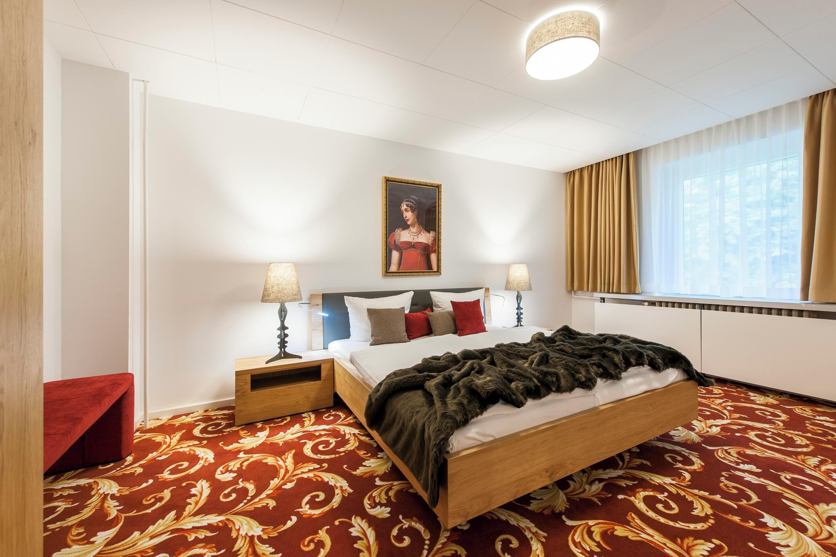 Suite Elisabeth | Zimmersafe, Schreibtisch, schallisolierte Zimmer, kostenloses WLAN