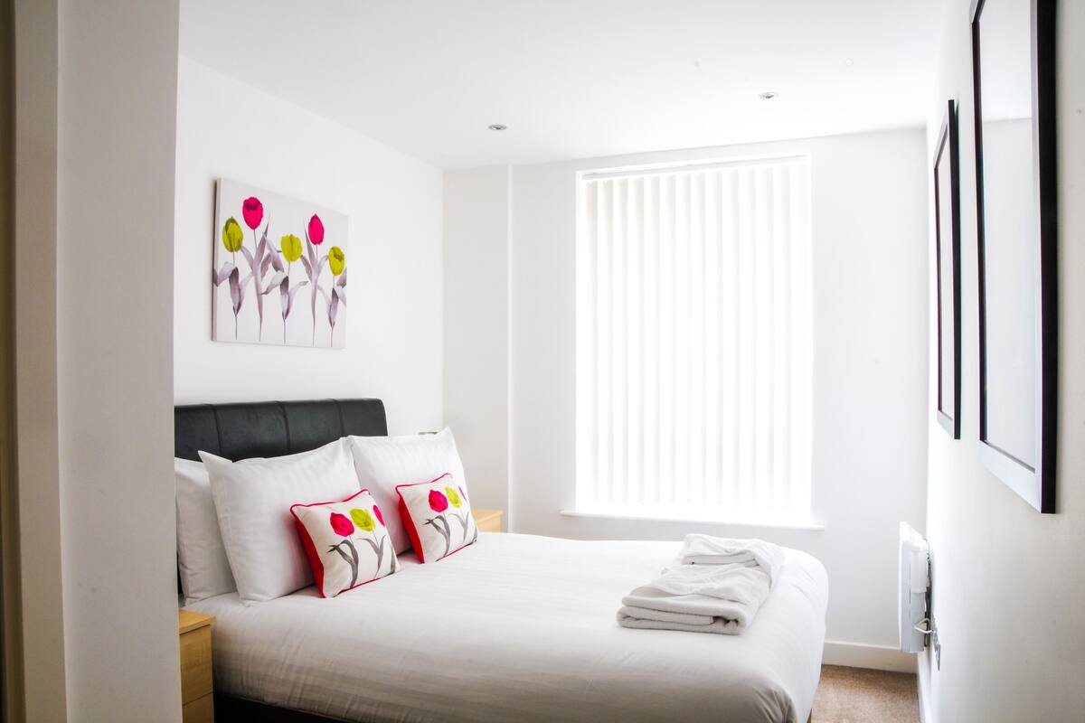 City Apartment, 2 Bedrooms