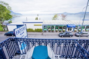Lake - Hotel Du Port (Villeneuve)