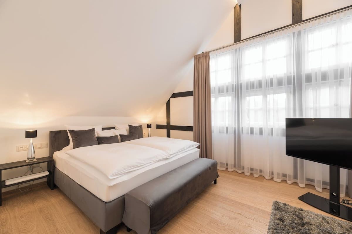 comfort double room | 1 bedroom, hypo-allergenic bedding, minibar, in-room safe