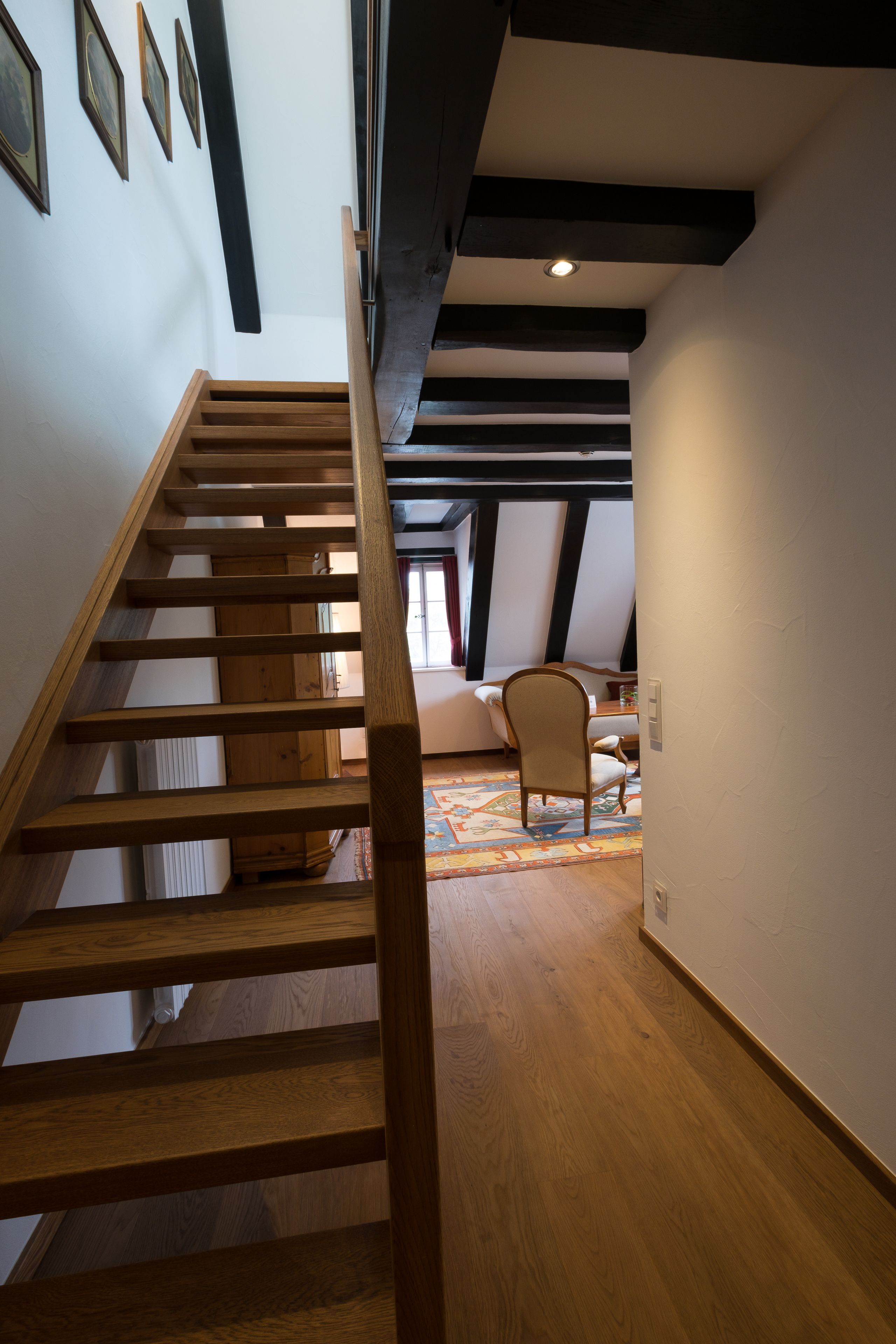 deluxe double room | staircase