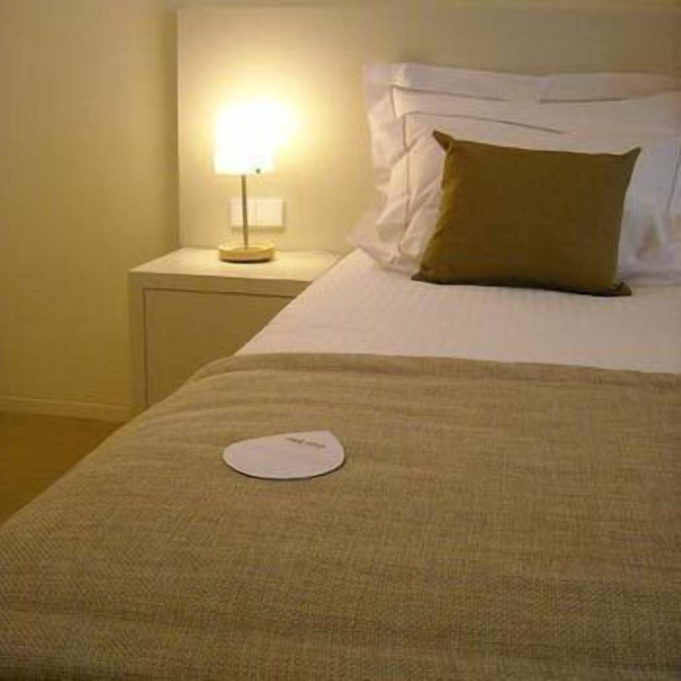 double or twin room, balcony | minibar, in-room safe, desk, soundproofing