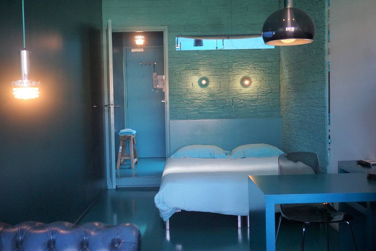 Chambre Double Standard (Blue)