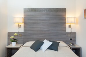 双人房（单人入住） | 高档床上用品、Select Comfort 床、迷你吧、客房内保险箱