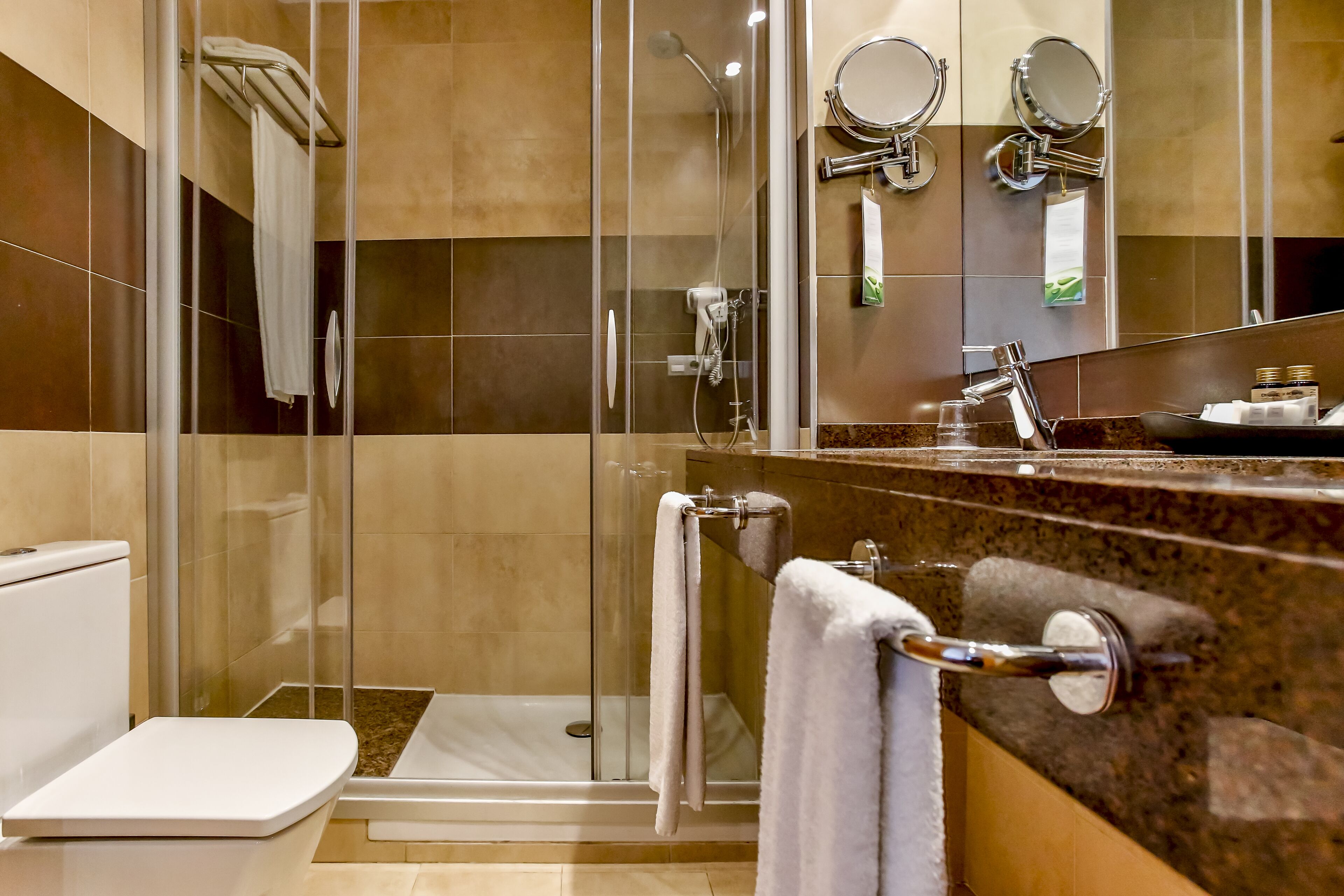 deep-soaking bathtub, free toiletries, hair dryer, towels