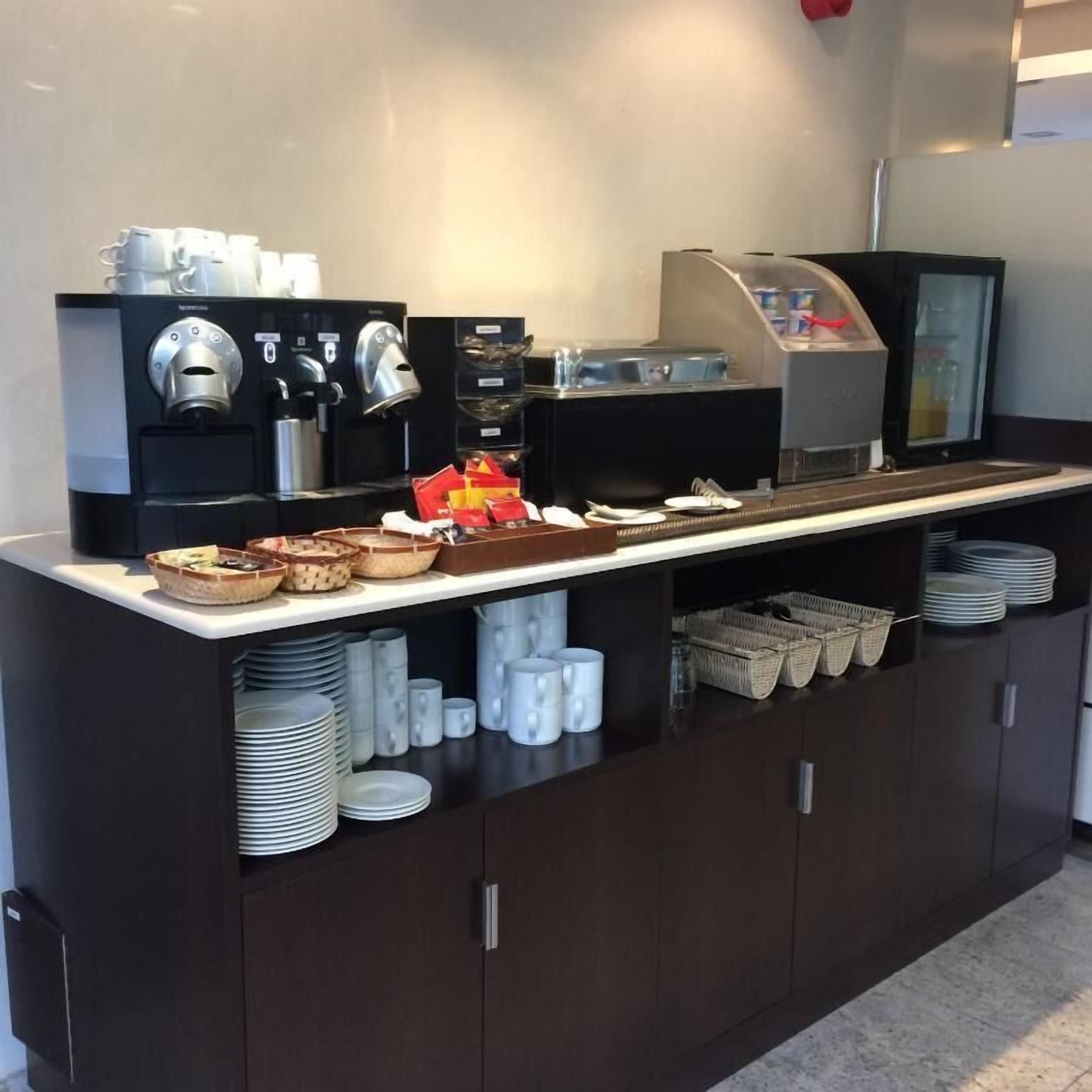 Café da manhã feito na hora diário (EUR 14 por pessoa) 