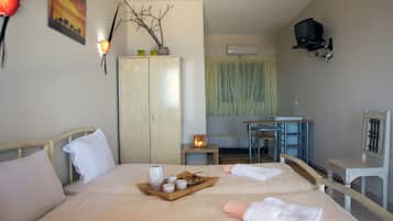 1 bedroom, Select Comfort beds, in-room safe, iron/ironing board