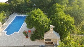Seasonal outdoor pool - Villa Velagić (Mostar)
