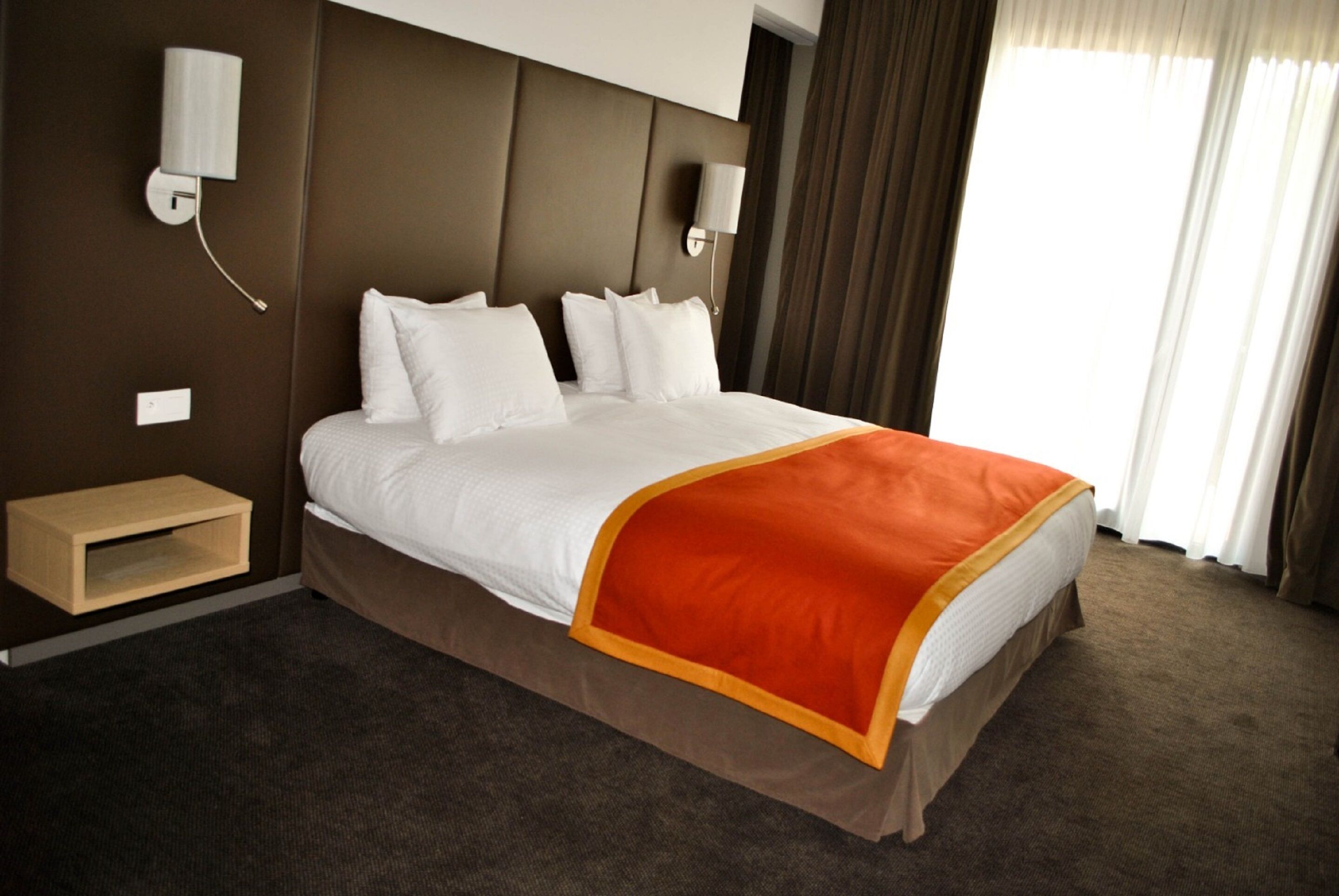 double room | premium bedding, minibar, in-room safe, desk