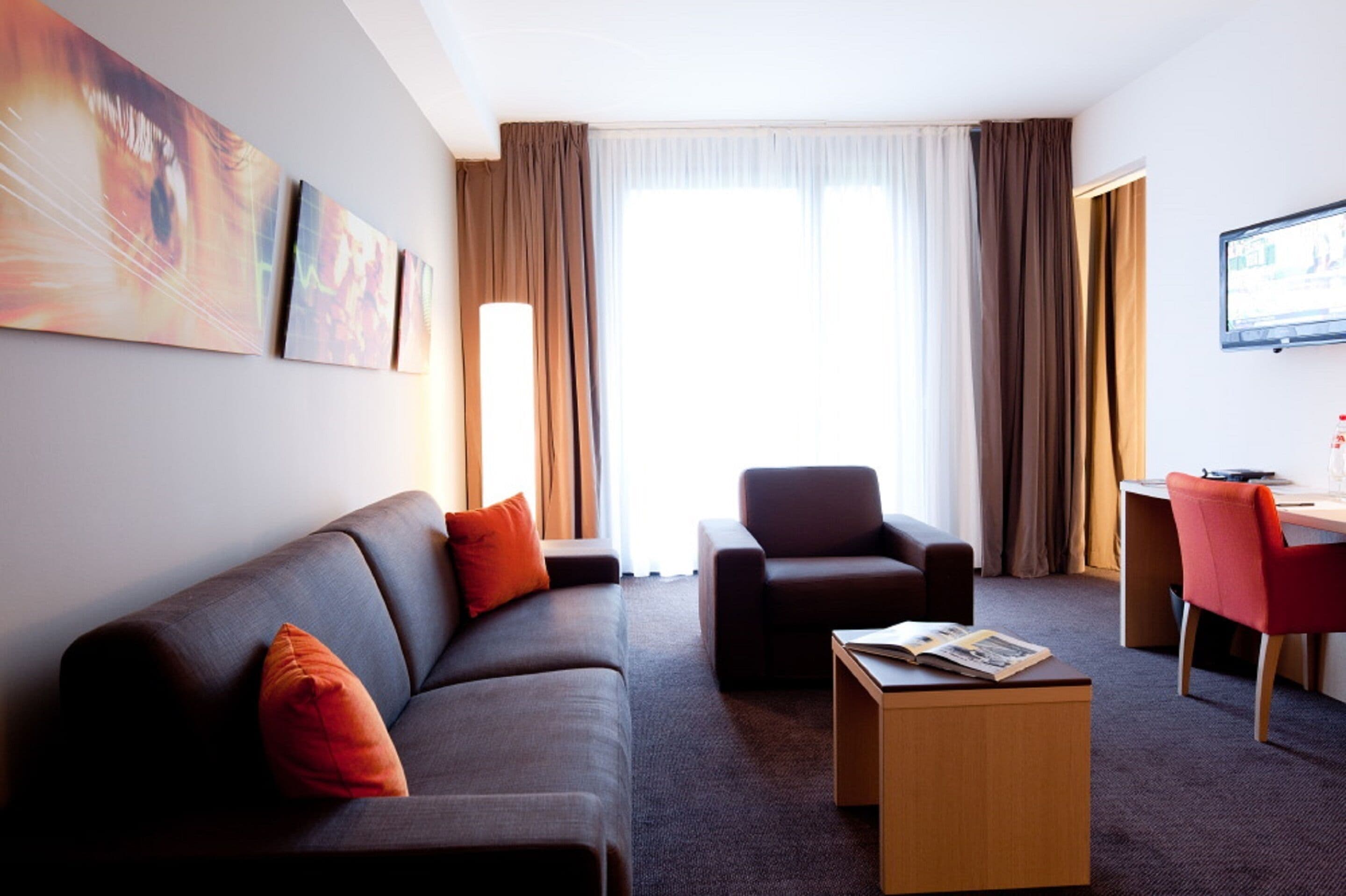 suite | living area | tv