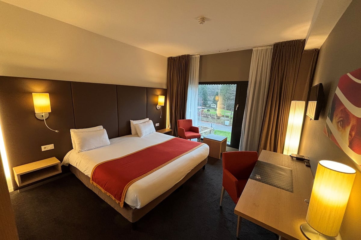 Double Room | Premium bedding, minibar, in-room safe, desk
