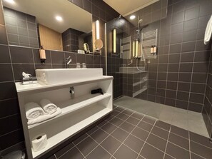 Free toiletries, hair dryer, towels