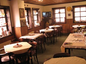 Free breakfast  - Diamant- Guest House (Karlovy Vary)