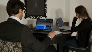 Single Room | In-room business centre - Art Hotel Public Room- Apartments (Skopje)