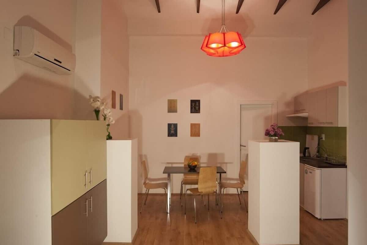 Double Room | Private kitchen | Coffee/tea maker, fridge, microwave