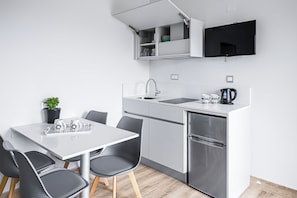 Appartement, 1 chambre, climatisation, vue sur le jardin (4 persons) | 1 chambre, coffre-fort, bureau, système d’insonorisation