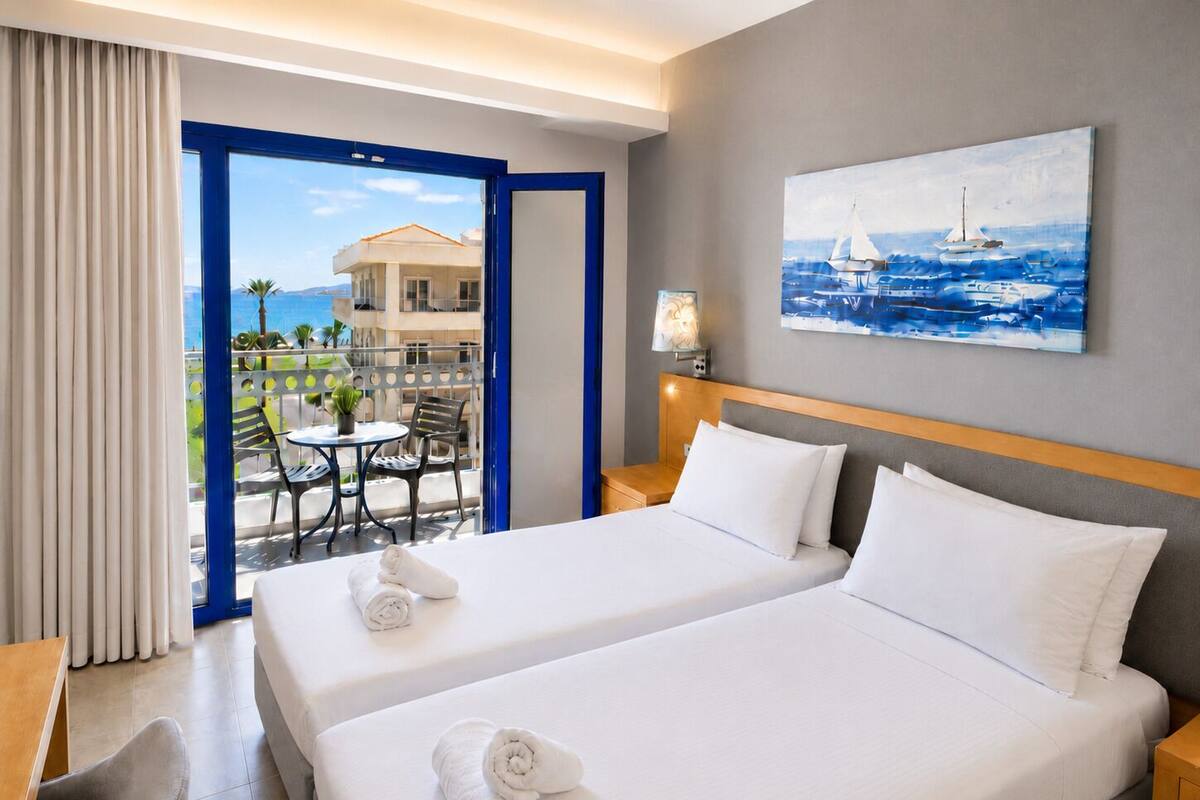 Studio, Air conditioning, Garden View | 1 bedroom, in-room safe, desk, soundproofing