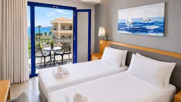 Studio, Air conditioning, Garden View | 1 bedroom, in-room safe, desk, soundproofing
