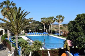 Seasonal outdoor pool, sun loungers - Camping Los Escullos San Jose (Nijar)