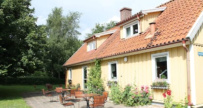 Nyckelbo Vandrarhem - Hostel