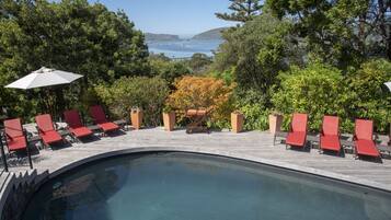 Sun deck