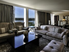 In-room safe, soundproofing, free cribs/infant beds, free rollaway beds