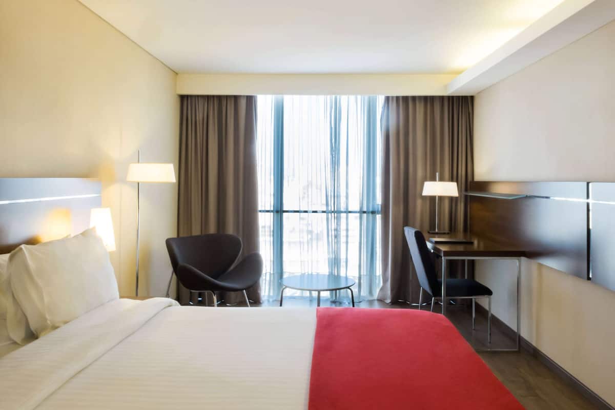 minibar, in-room safe, desk, blackout curtains