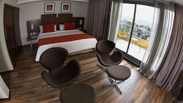 Minibar, in-room safe, desk, blackout drapes