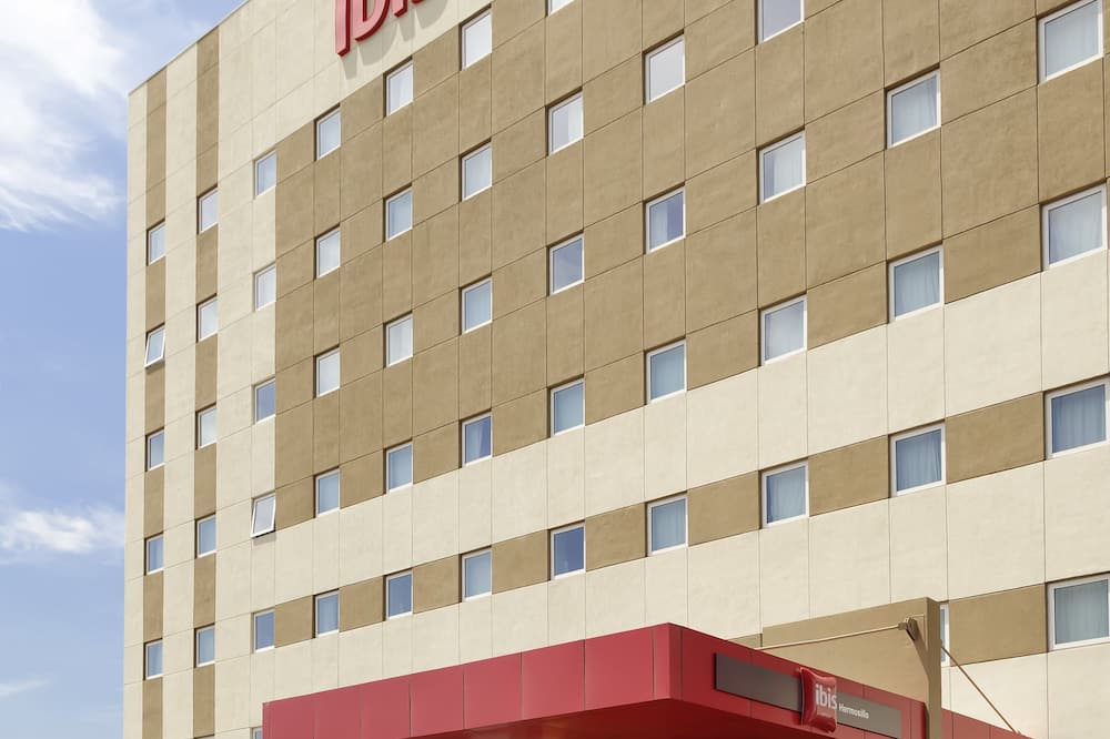 ibis Hermosillo
