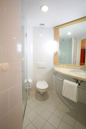 Shower, eco-friendly toiletries, hair dryer, towels