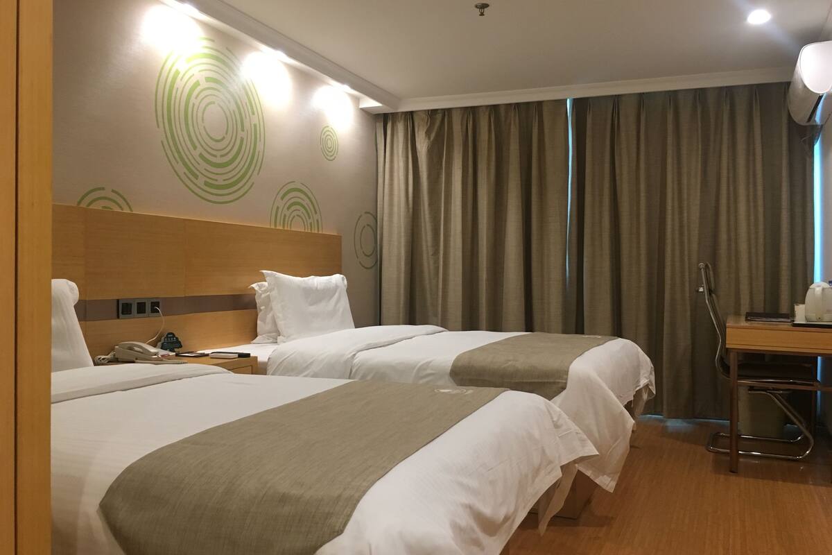 in-room safe, desk, blackout curtains, free wifi