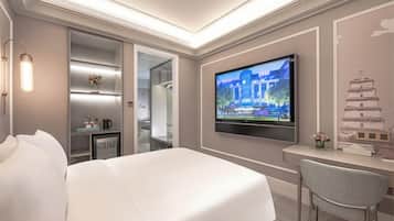 Standard Room, 1 Katil Raja (King), Non Smoking, Penyaman udara | Peralatan tempat tidur premium, gebar bulu kapas, busa memori, bar mini