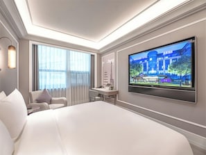 Deluxe-værelse - 1 kingsize-seng | Minibar, skrivebord, arbejdsområde til bærbare computere