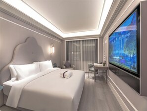 Deluxe Room, 1 King Bed