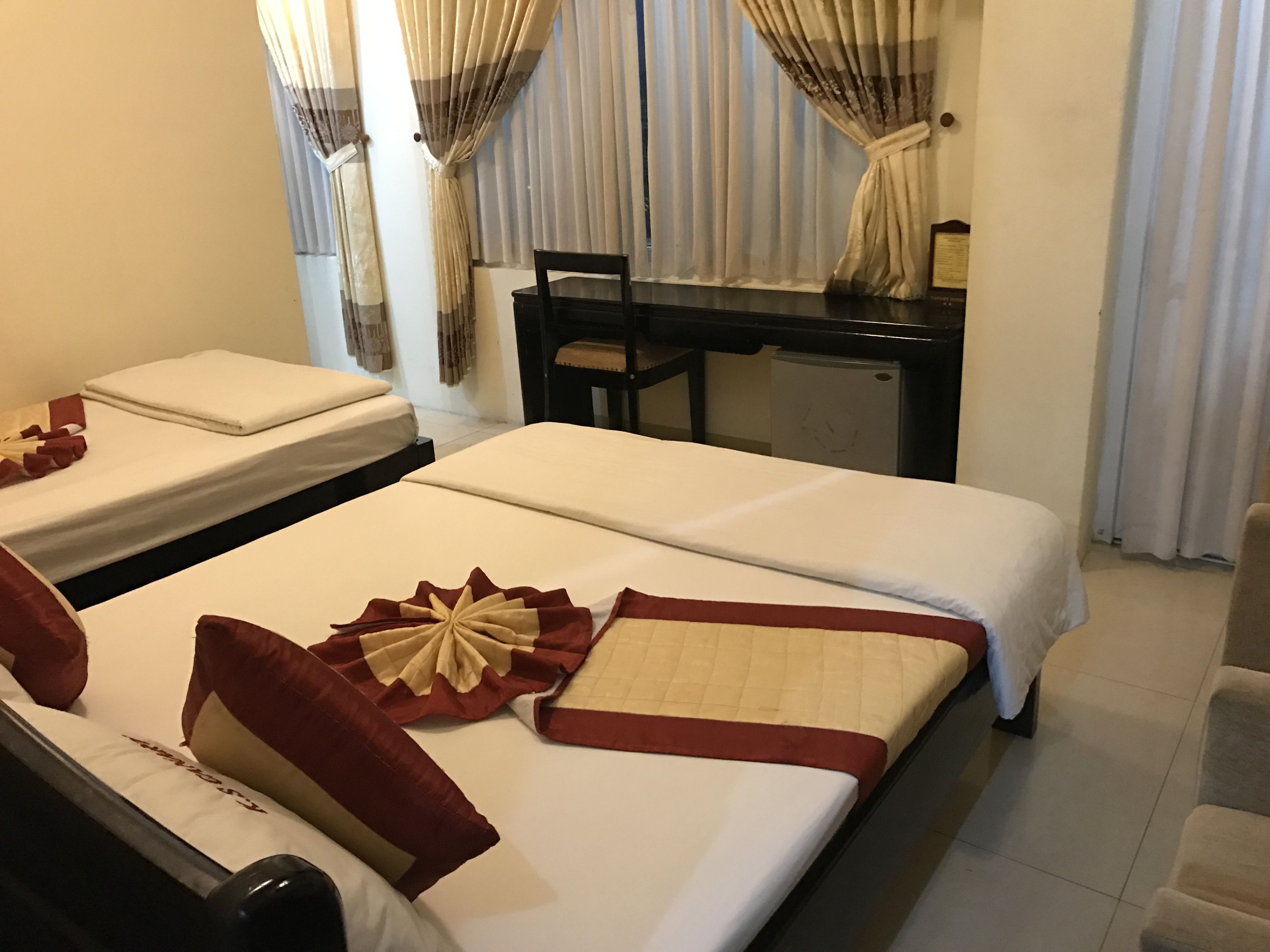 minibar, desk, free wifi