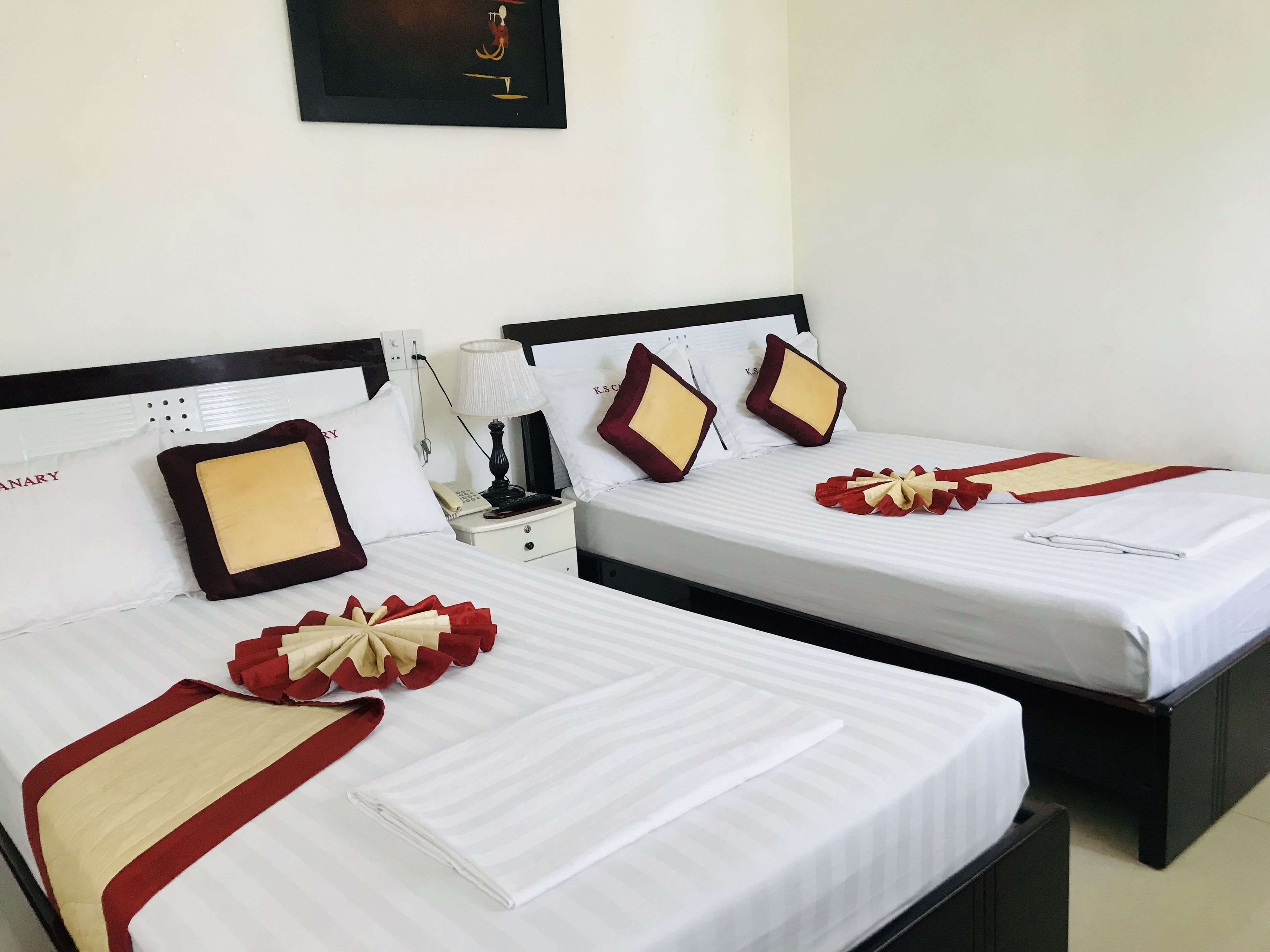 superior twin room | minibar, desk, free wifi