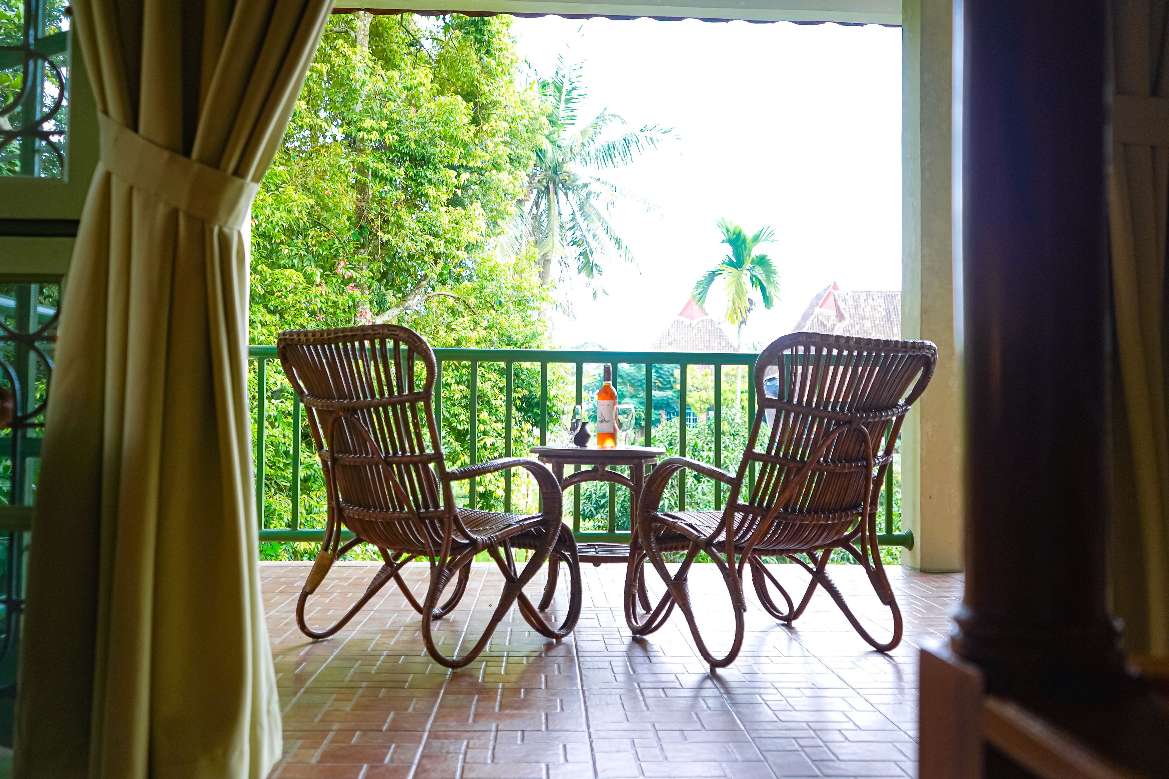 deluxe room, 1 bedroom, garden view | terrace/patio