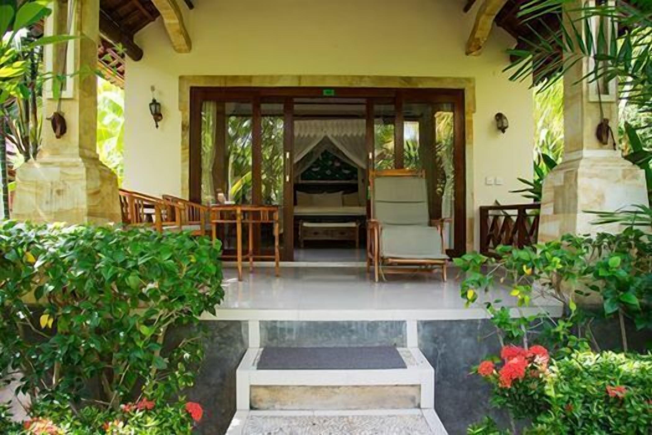 suite, garden view | terrace/patio