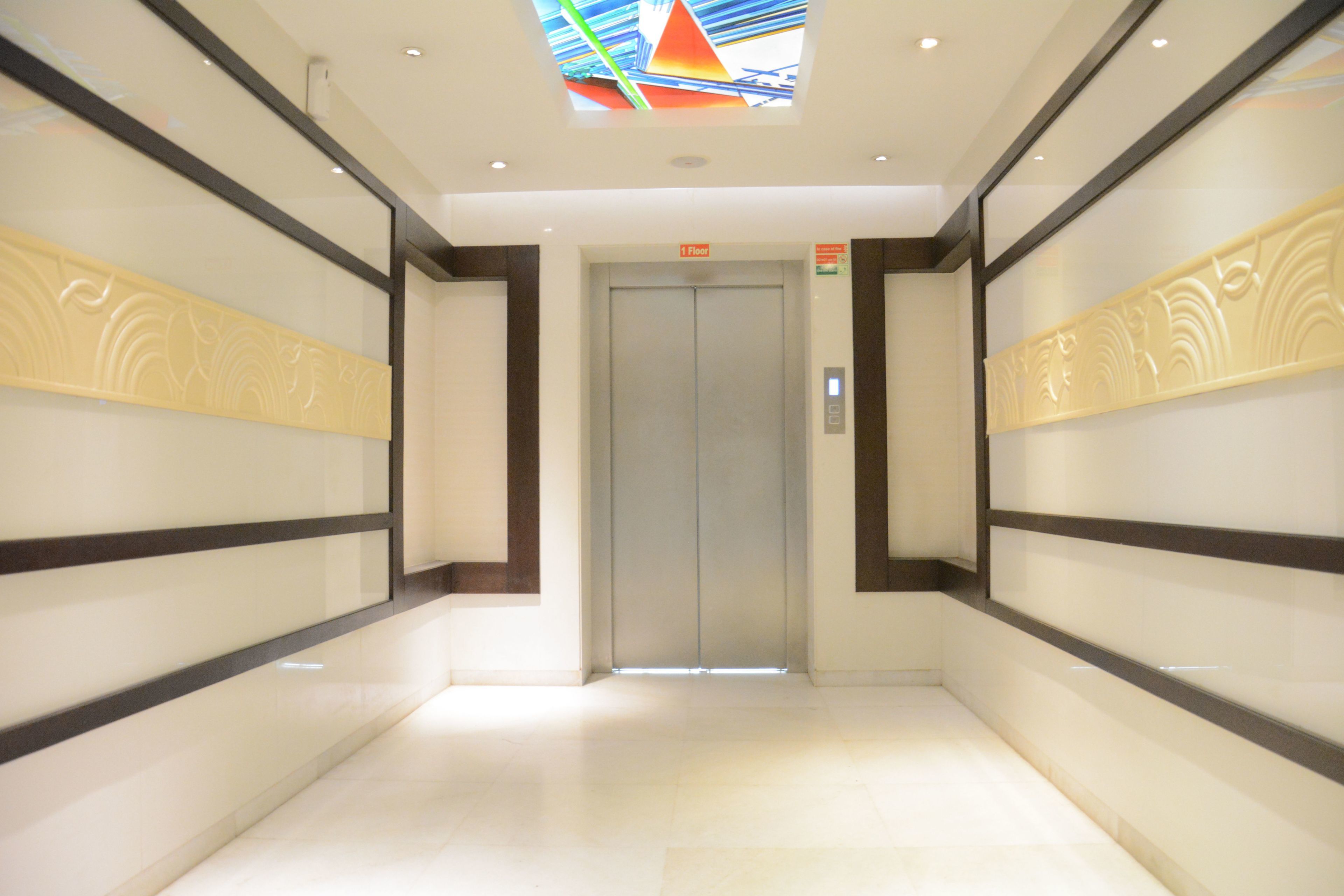 Photo - Hotel Godwin Deluxe - Free Airport Pick-Up