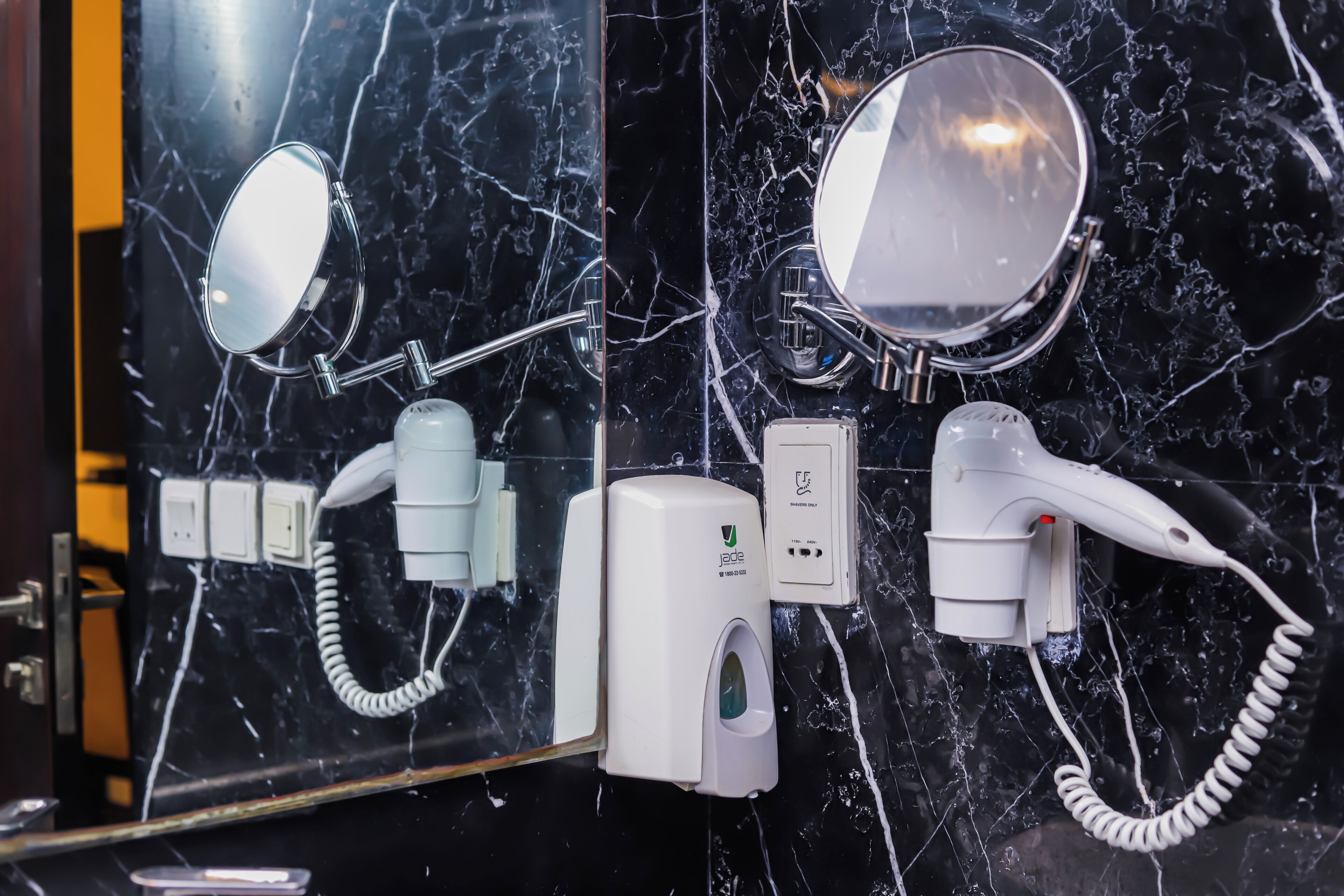 Photo - Hotel Godwin Deluxe - Free Airport Pick-Up