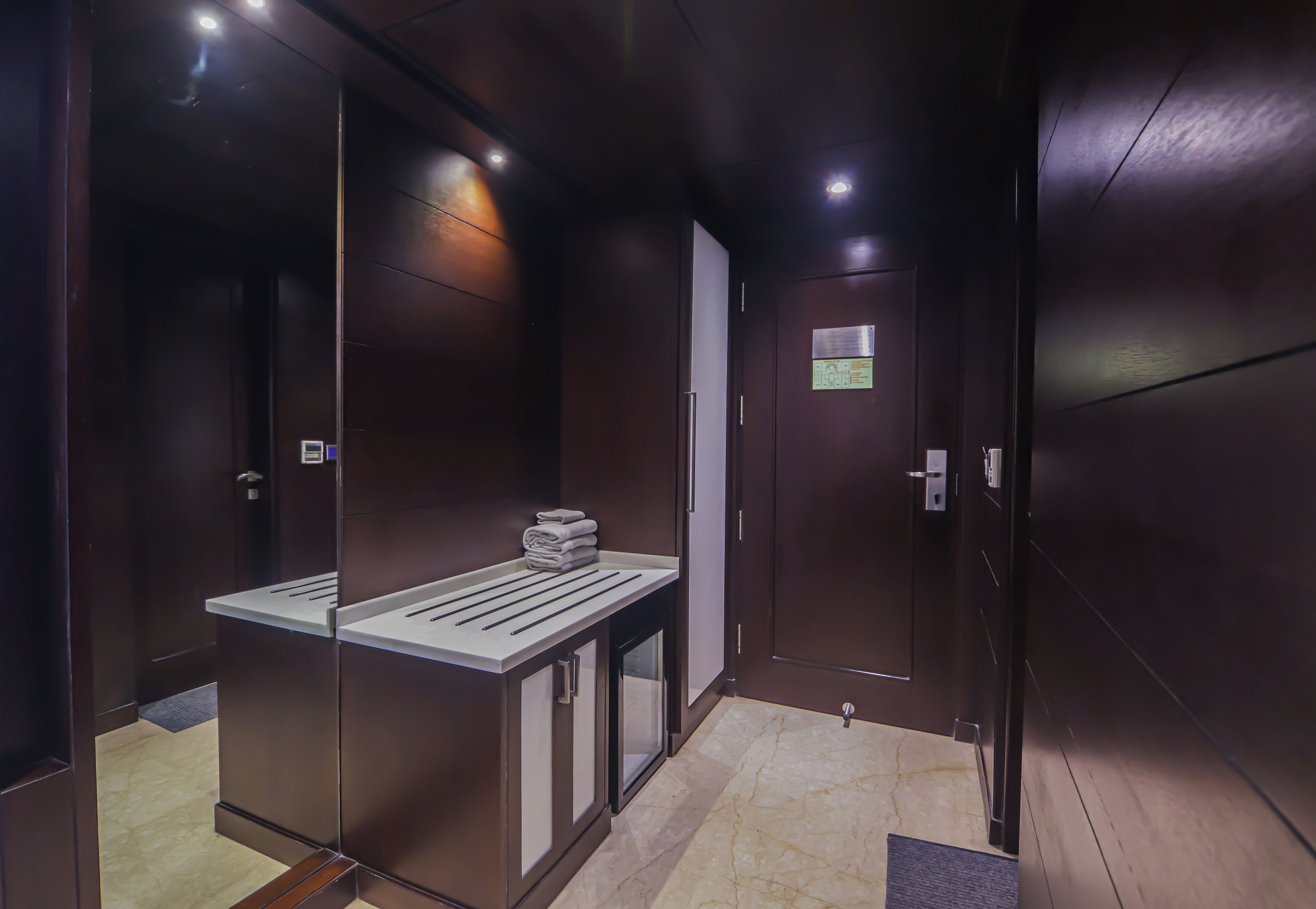 Photo - Hotel Godwin Deluxe - Free Airport Pick-Up