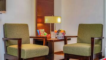 Studio | Egyptian cotton sheets, minibar, individually decorated